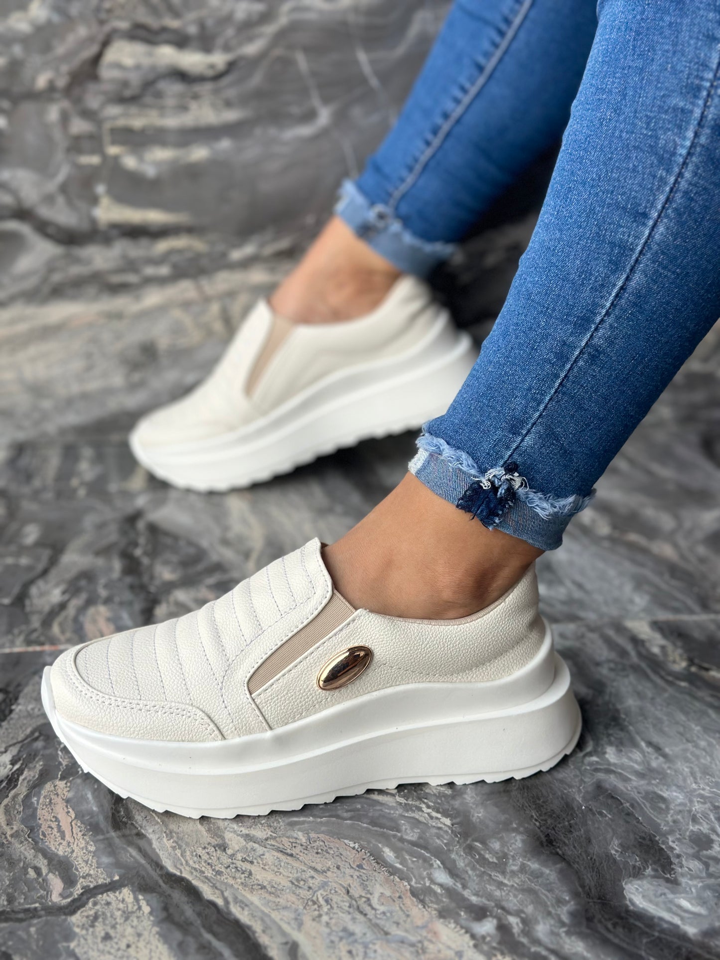 DEPORTIVO ORTOPÉDICO CONFORT PRO™