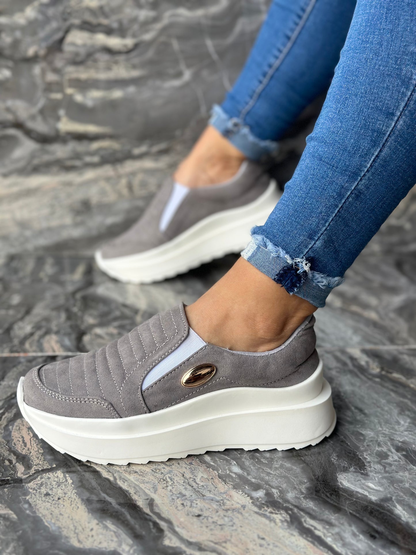 DEPORTIVO ORTOPÉDICO CONFORT PRO™