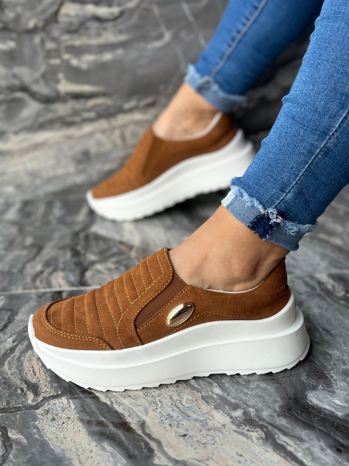 DEPORTIVO ORTOPÉDICO CONFORT PRO™