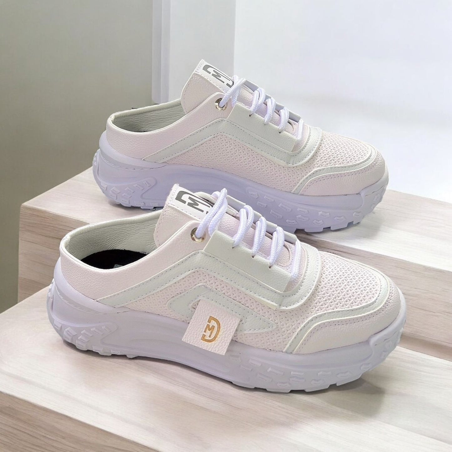 Gray helmet for bikers